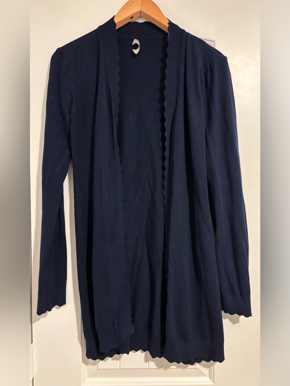 Evolution by Cyrus Women’s Blue Cardigan Scallop Trim M